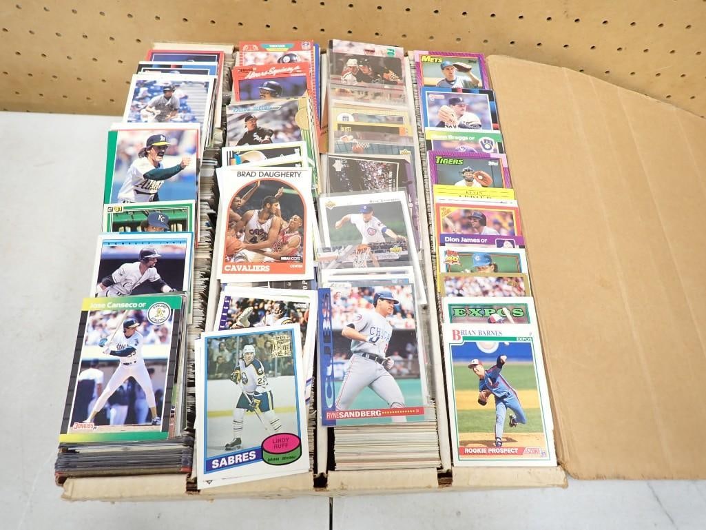 Baseball, Football, Basketball, Hockey etc. Sports Cards - Large Flat (1 of 7)