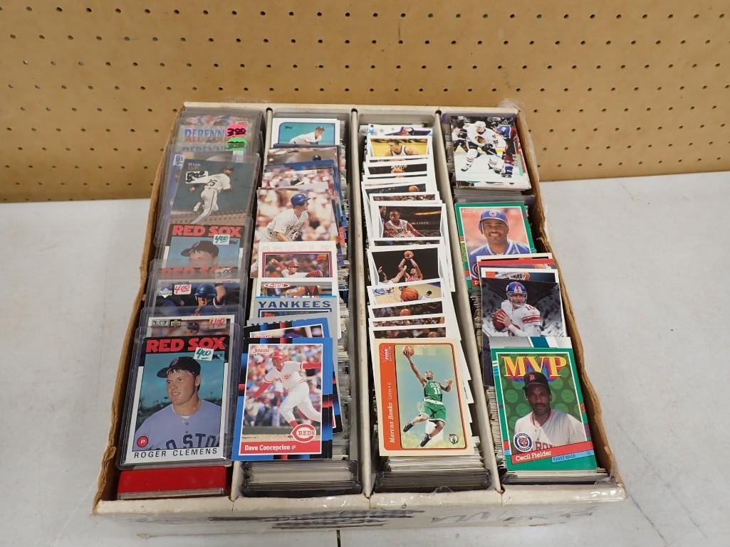 Baseball, Basketball, Hockey etc. Sports Cards - Large Flat (1 of 6)