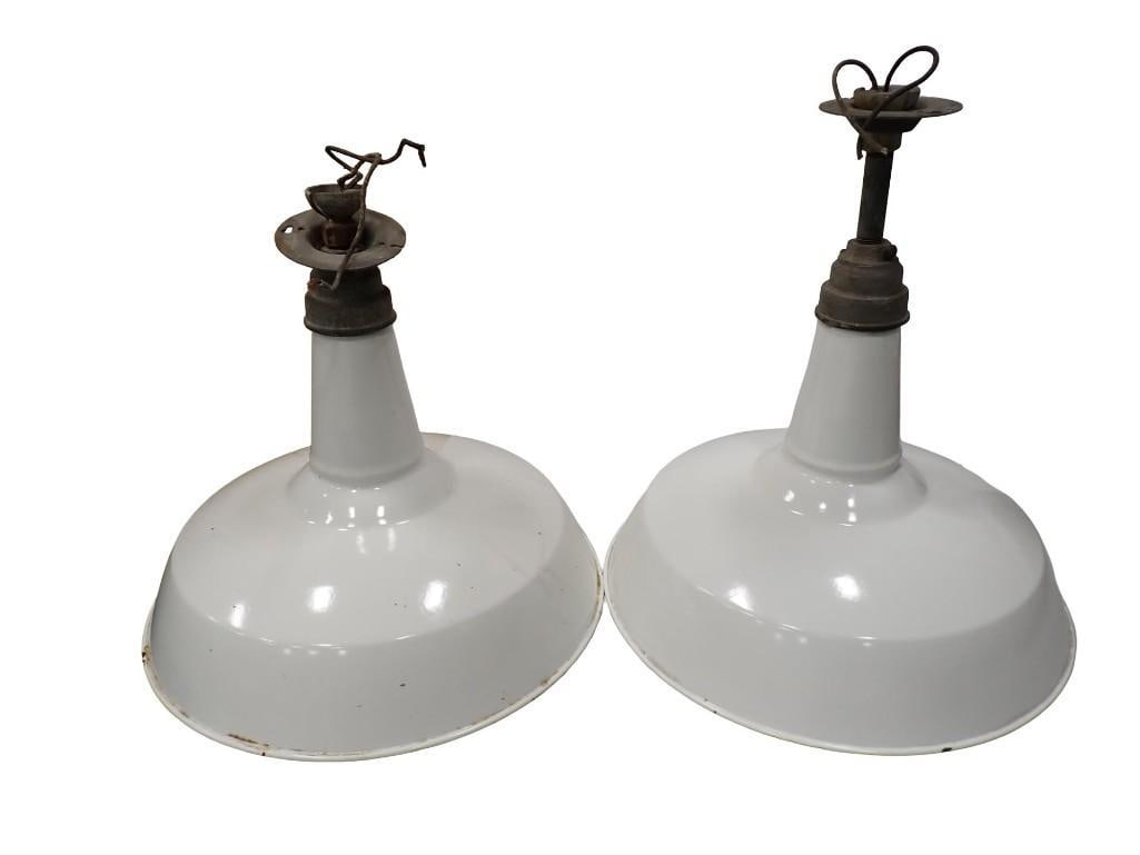 2 Benjamin 760 Industrial Lights Porcelain Enmaled Warehouse Lighting (1 of 10)