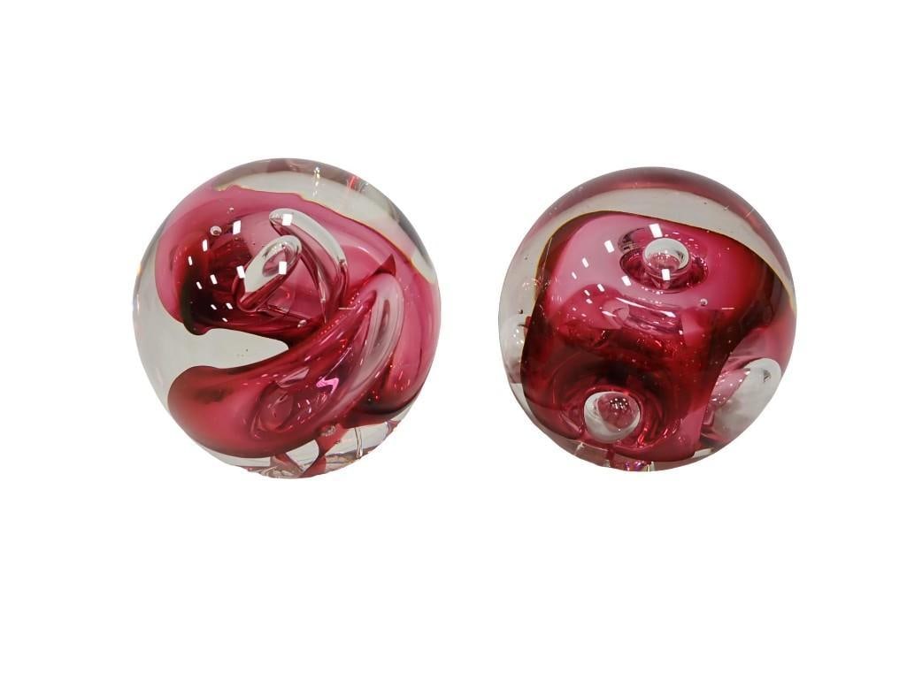 2 Jim Karg Art Glass Paperweights (1 of 6)
