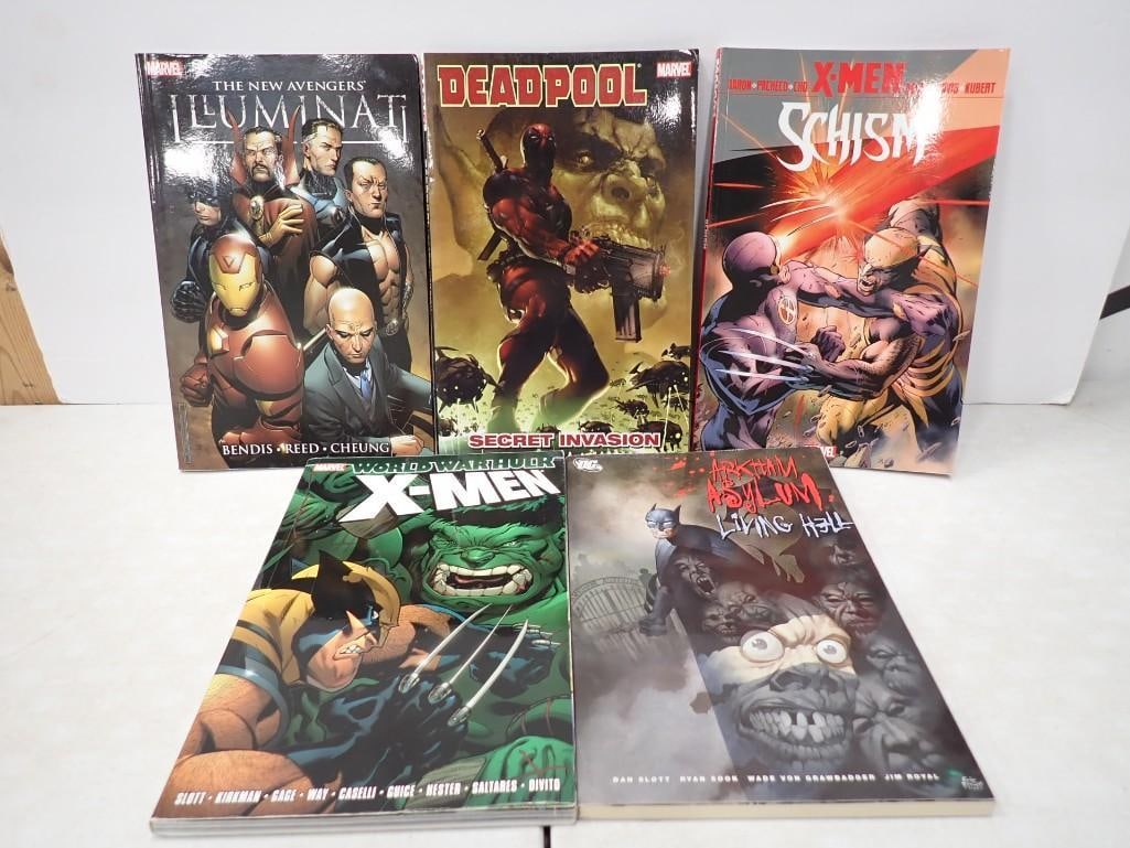 Lot of Comic Books incl World Warrior X-Men, The New Avengers Illuminati, Deadpool, Schism, etc: Lot of Comic Books incl World Warrior X-Men, The New Avengers Illuminati, Deadpool, Schism, etc All pictures are considered part of the description and should be examined carefully by bidders. Live Au