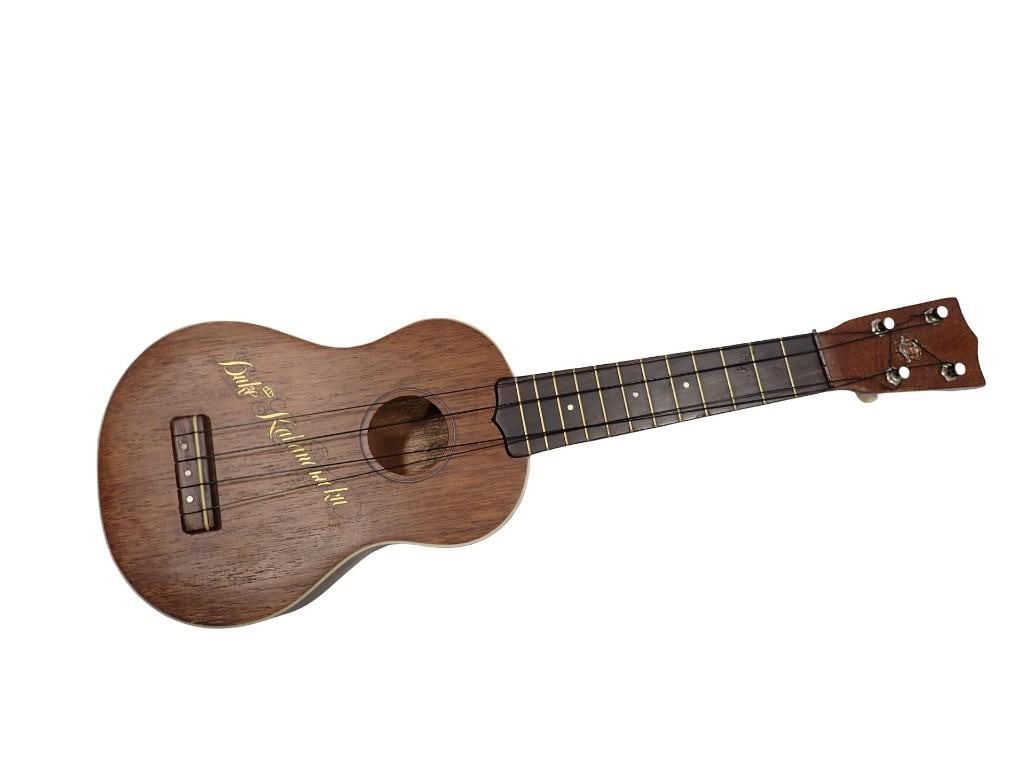 Vintage Aloha Ukulele Musical Instrument (1 of 7)