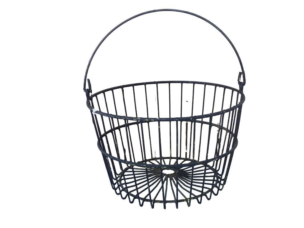 Rustic Farmhouse Wire Egg Basket Black Finish with Handle (1 of 6)