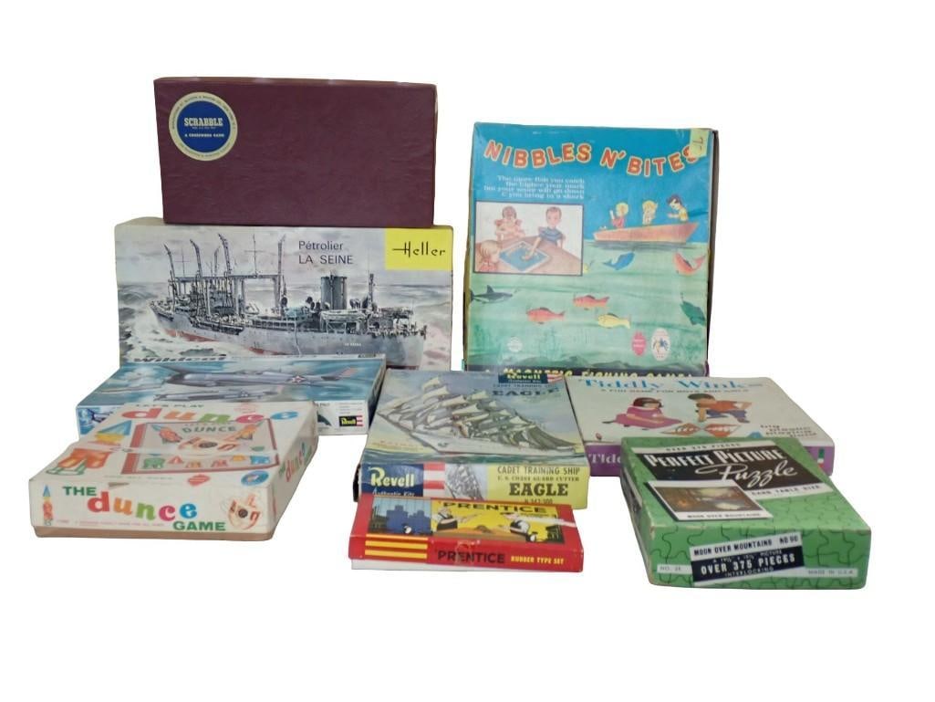 Lot of vintage Board Games, Puzzles, Model Kits, Etc (1 of 9)