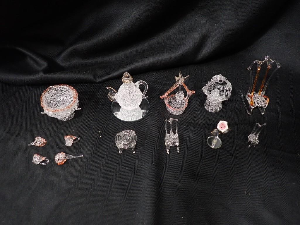 Spun Glass Figurines incl a Teapot, Wishing Well, Basket, Etc: Spun Glass Figurines incl a Teapot, Wishing Well, Basket, Etc All pictures are considered part of the description and should be examined carefully by bidders. Live Auctioneers is now offering Live
