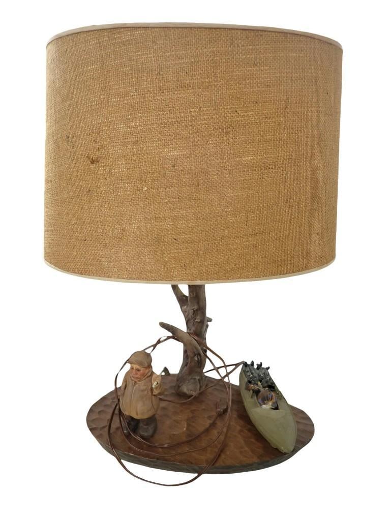 Vintage Fisherman or Hunter Lamp with Shade (1 of 9)