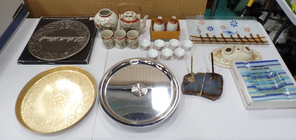 Lot of Asian Tea Set, Fused Glass Tray, Art Glass Ash Trays, L.E. Smith, etc.: Lot of Asian Tea Set, Fused Glass Tray, Art Glass Ash Trays, L.E. Smith, etc. All pictures are considered part of the description and should be examined carefully by bidders. Live Auctioneers is now o
