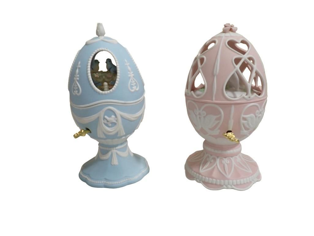 Avon Simply Elegant Porcelain Musical Eggs with Birds: Avon Simply Elegant Porcelain Musical Eggs with Birds All pictures are considered part of the description and should be examined carefully by bidders. Live Auctioneers is now offering Live Shipping th