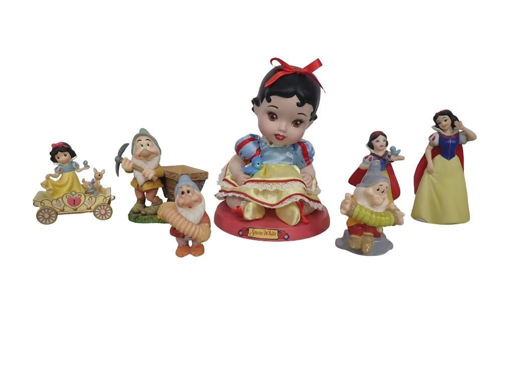 Walt Disney Snow White and Dwarfs Figurines - Assorted (1 of 20)