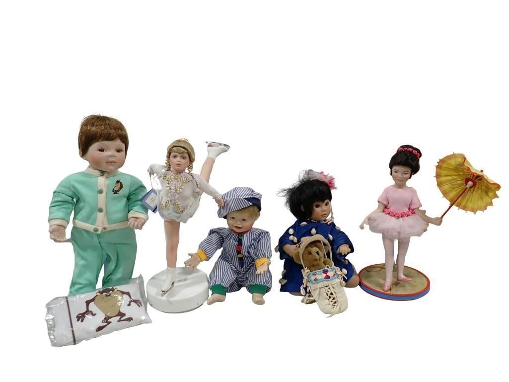 Doll Lot including Ashton Drake Looney Tunes, Other Ashton Drake, etc (1 of 11)