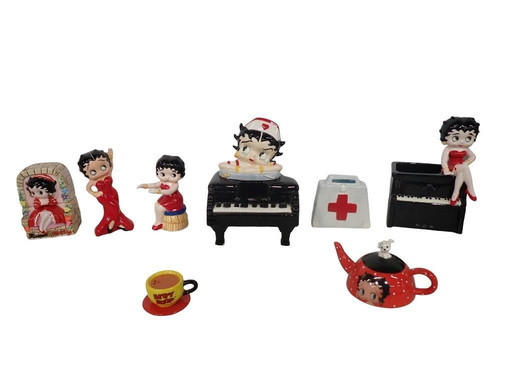 Betty Boop Lot including Salt and Pepper Shaker, Figurines, Piano Music Box, etc. (1 of 17)