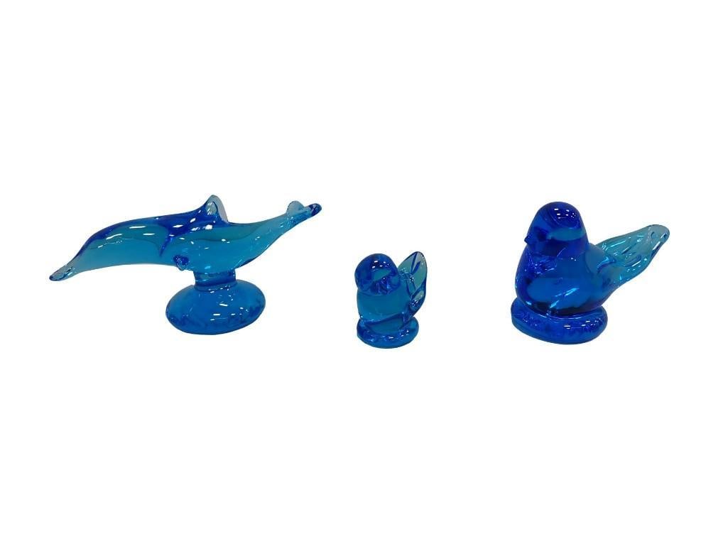 Vintage Signed Art Glass - Ron Ray Blue Dolphin 1992, Blue Bird 1987, Leo Ward Bluebird of Happiness: Vintage Signed Art Glass - Ron Ray Blue Dolphin 1992, Blue Bird 1987, Leo Ward Bluebird of Happiness 1992 All pictures are considered part of the description and should be examined carefully by