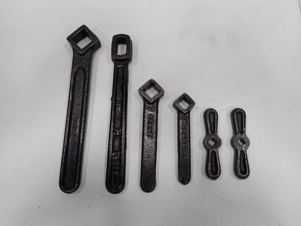 Vintage Cast Iron Crane Valve Wrenches (1 of 9)