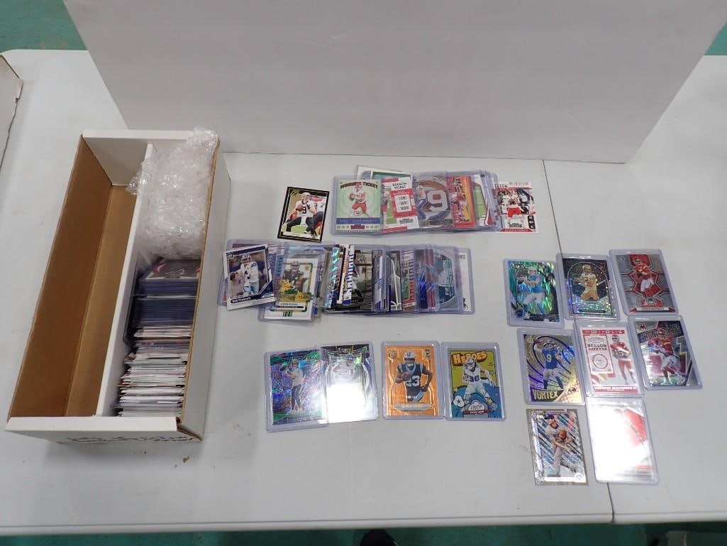 Football Card Assortment including Patrick Mahomes and Tom Brady (1 of 12)