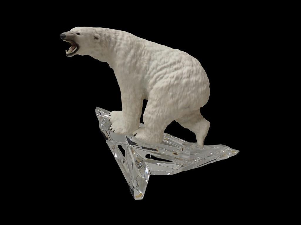 Franklin Mint 1986 "Lord of the Ice" polar bear sculpture (1 of 6)