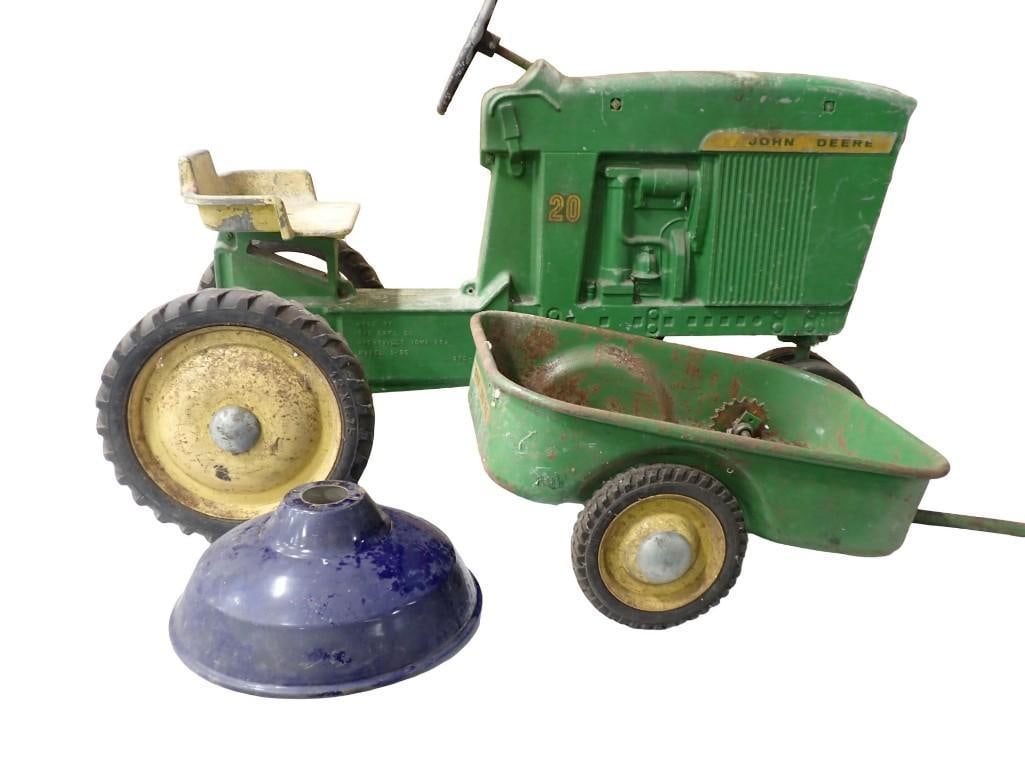 Vintage Ertl D-65 Metal Peddle Car Tractor with Wagon. Needs some repairs as peddles need attaching (1 of 13)