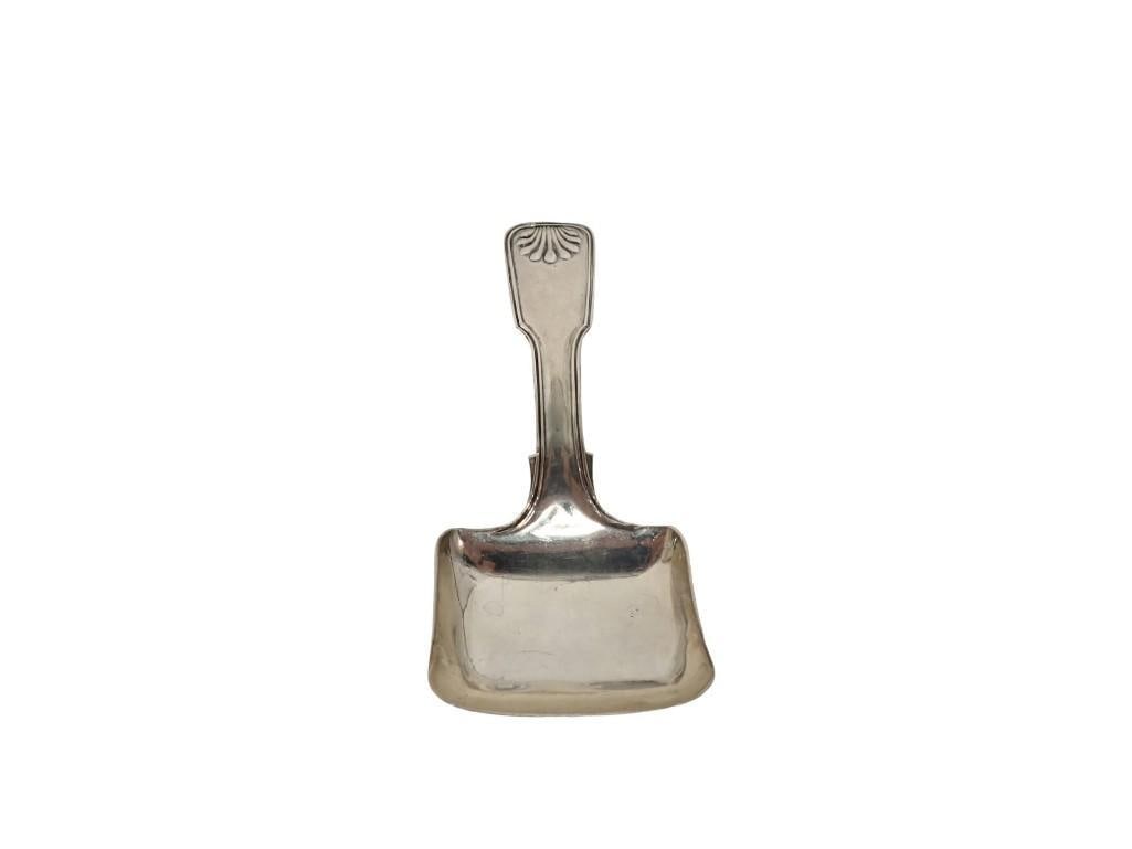 English Victorian Sterling Silver Tea Caddy Spoon. Fiddle, Thread and Shell pattern. Hallmarked for (1 of 4)