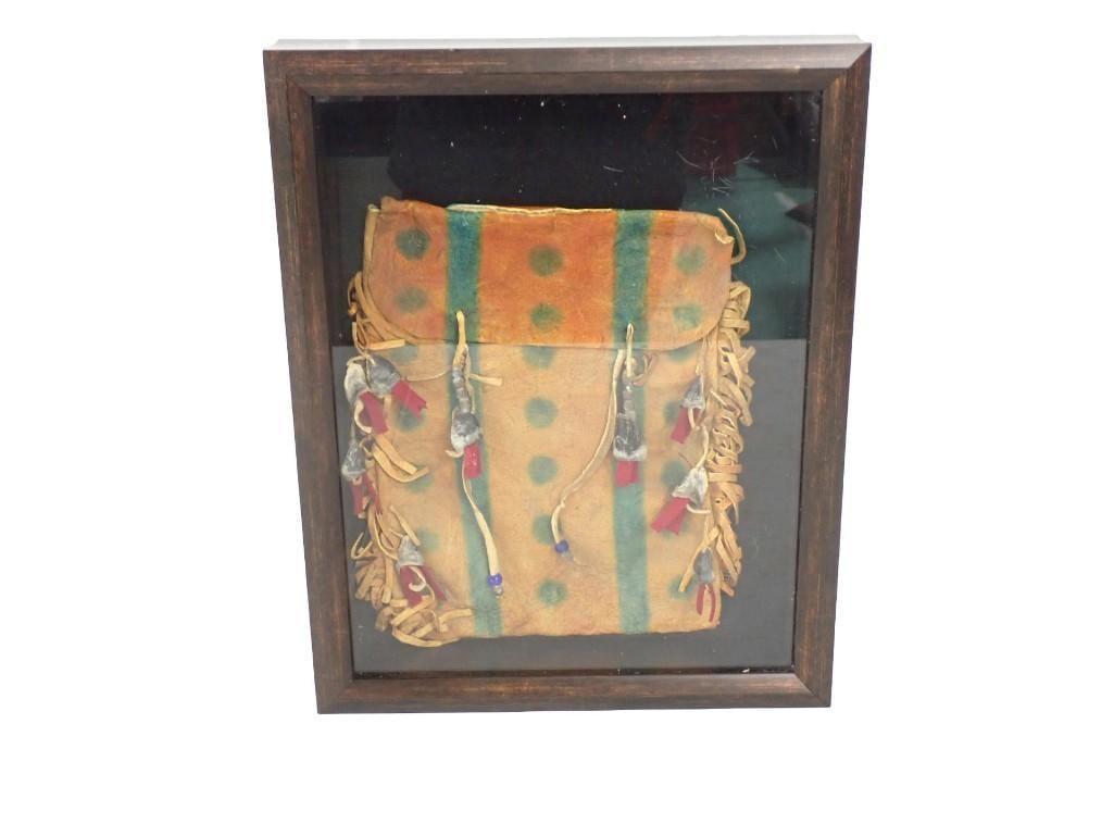 Antique Circa 1880's-1890's Cheyenne Hide Bag with deer claws and trade cloth: Antique Circa 1880's-1890's Cheyenne Hide Bag with deer claws and trade cloth and case All pictures are considered part of the description and should be examined carefully by bidders. Live Auc
