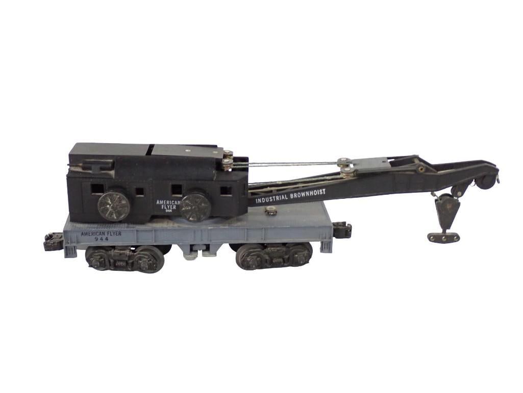 American Flyer 944 Industrial Brownhoist Train Car (1 of 6)