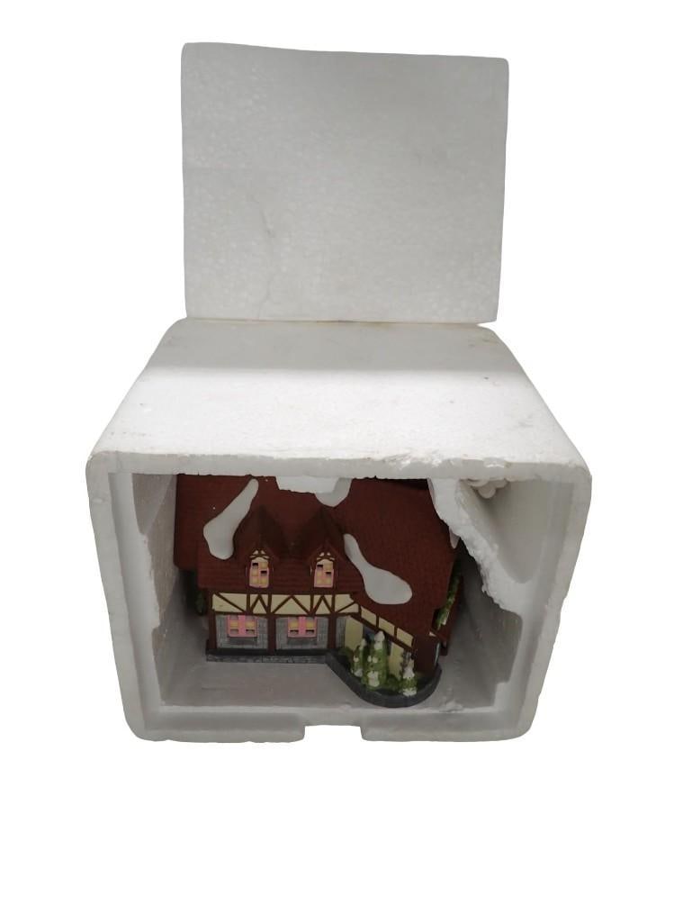Department 56 Disney Parks Village "Tinker Bell's Treasures" lighted building from 1995: Department 56 Disney Parks Village "Tinker Bell's Treasures" lighted building from 1995 in the original styrofoam only All pictures are considered part of the description and should be exa