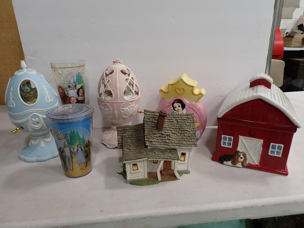 Simply elegant Avon Ceramics, Princess Bank, wizard of O Dorthy's House in Munchkinland Dept 56: Simply elegant Avon Ceramics, Princess Bank, wizard of O Dorthy's House in Munchkinland Department 56, etc All pictures are considered part of the description and should be examined
