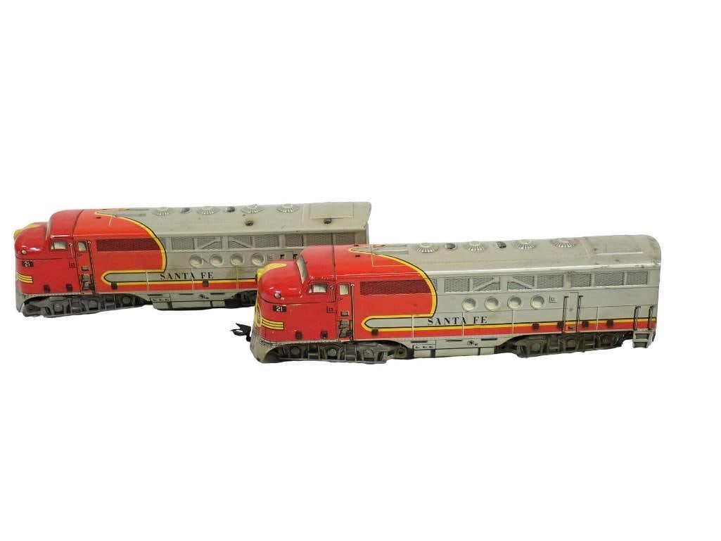 Vintagge Marx Santa Fe AA diesel locomotive Tin Litho Model Trains (1 of 5)