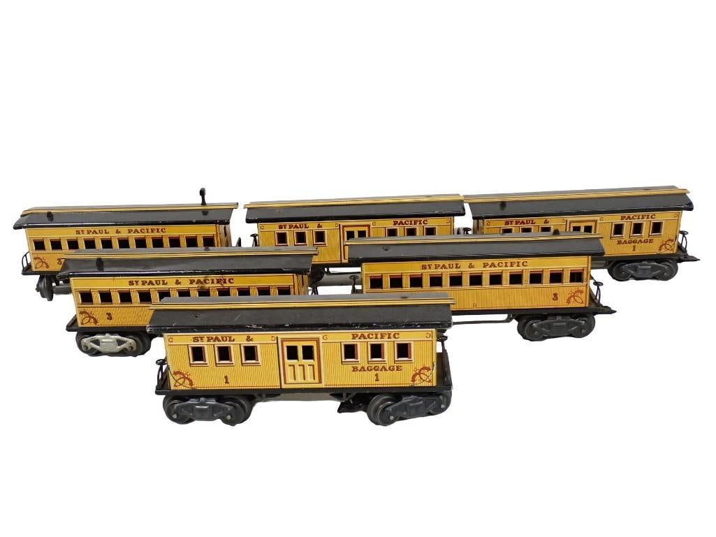 Vintage Marx O Scale Tin Litho Model Train Cars (1 of 4)