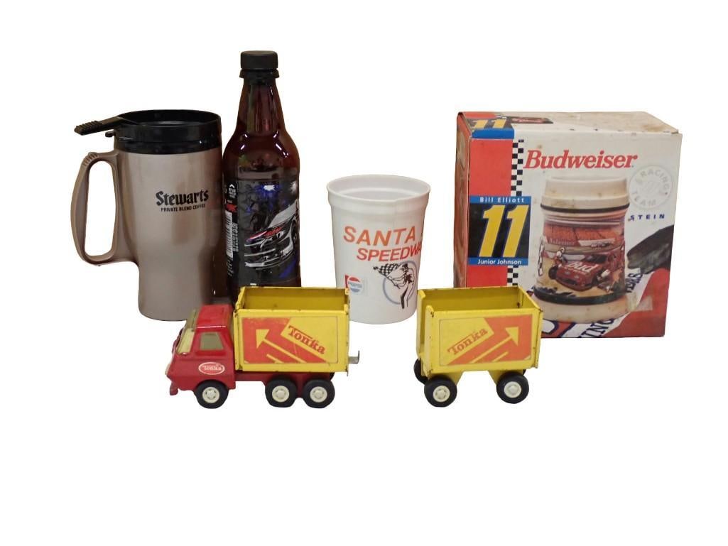 Misc. Lot including Vintage Tonka Truck with Trailer, Budweiser Stein with Box, Promotional Cups/: Misc. Lot including Vintage Tonka Truck with Trailer, Budweiser Stein with Box, Promotional Cups / Bottle All pictures are considered part of the description and should be examined carefully by bidder