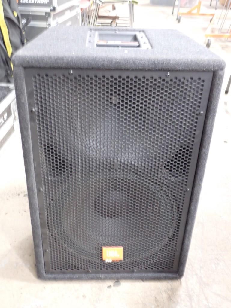 JBL MPro MP215 Cabinet Speaker: JBL MPro MP215 Cabinet Speaker All pictures are considered part of the description and should be examined carefully by bidders. Live Auctioneers is now offering Live Shipping through them. This is an 