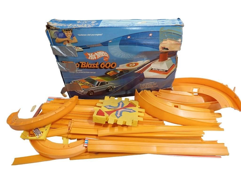 Vintage Hot Wheels Turbo Blast 600 Play Set - comes with everything as shown (1 of 9)