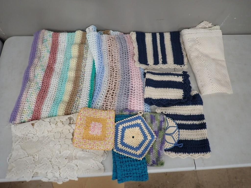 Lot of assorted Quilted and Fabrics, etc.: Lot of assorted Quilted and Fabrics, etc. All pictures are considered part of the description and should be examined carefully by bidders. Live Auctioneers is now offering Live Shipping through them. 