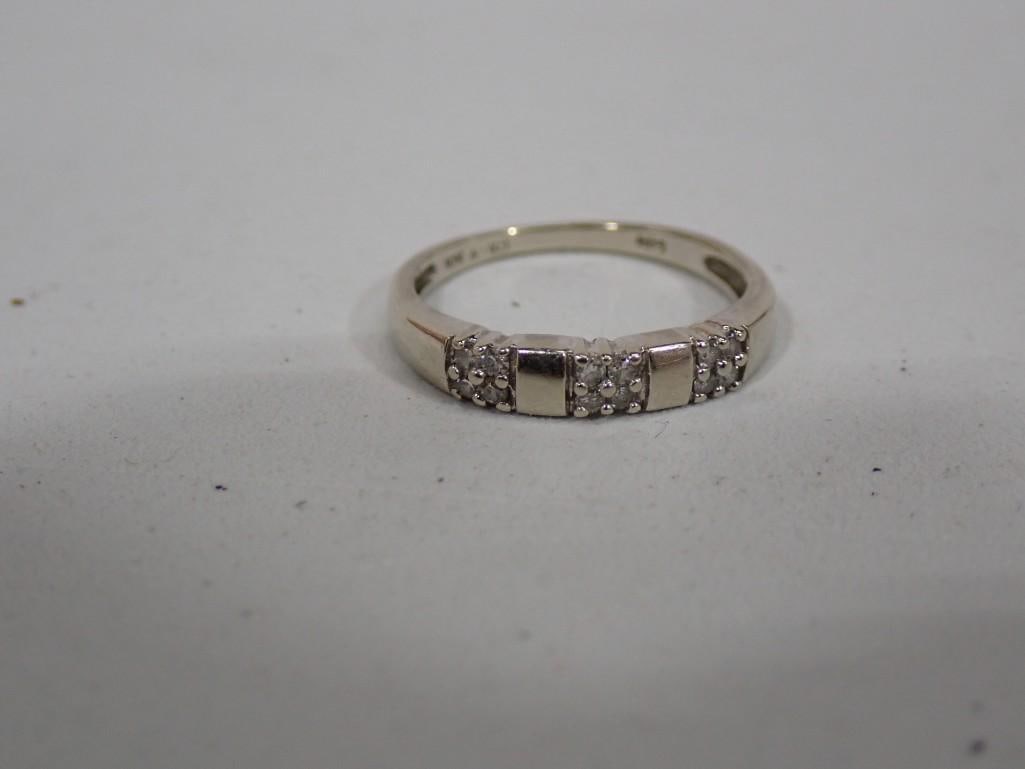 Vintage White Gold Ring Marked 10K: Vintage White Gold Ring Marked 10K All pictures are considered part of the description and should be examined carefully by bidders. Live Auctioneers is now offering Live Shipping through them. This is