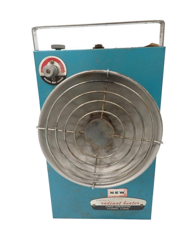 Vintage Turner Corporation Portable Radiant Heater LP-2440 in Teal color: Vintage Turner Corporation Portable Radiant Heater LP-2440 in Teal color All pictures are considered part of the description and should be examined carefully by bidders. Live Auctioneers is now offeri