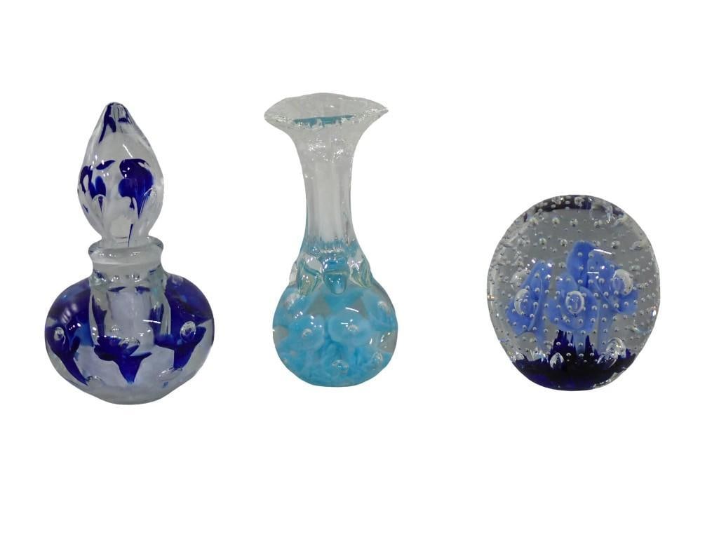 Vintage Glass - Joe St. Clair Calla Lily Paperweight, 1979 Maude & Bob St. Clair Bud Vase, Joe St. (1 of 11)