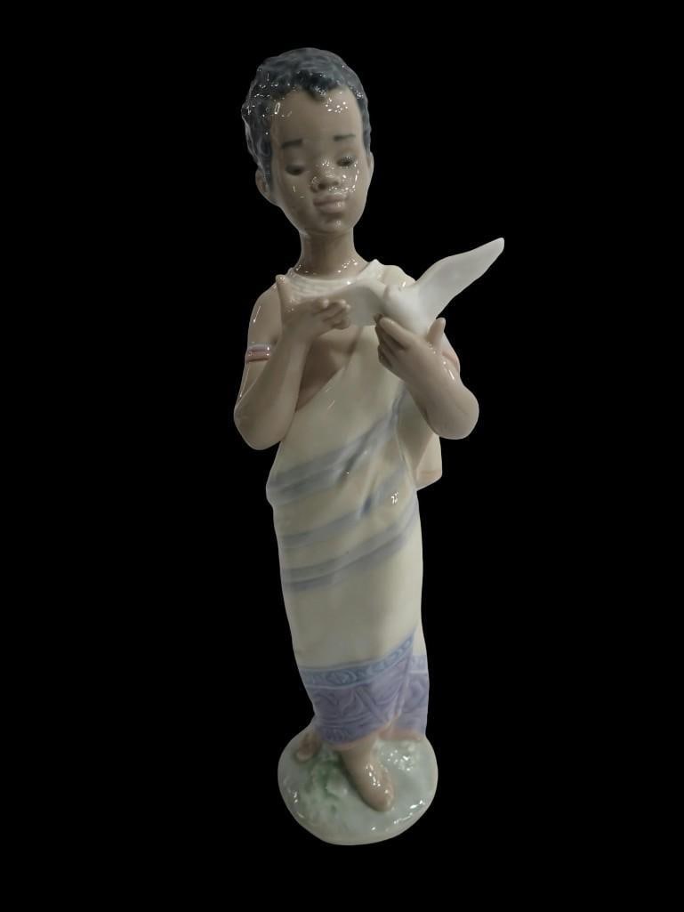 Lladro Figurine African Boy #01006189 (1 of 6)