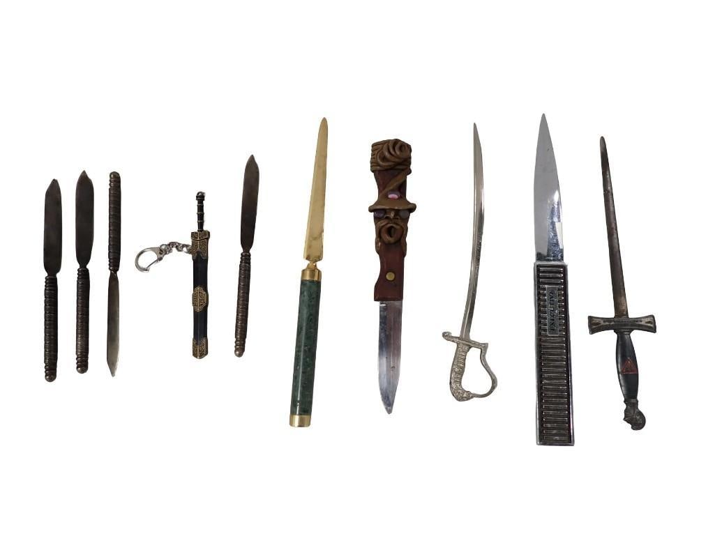 Lot of Vintage Letter Openers / Knives (1 of 10)