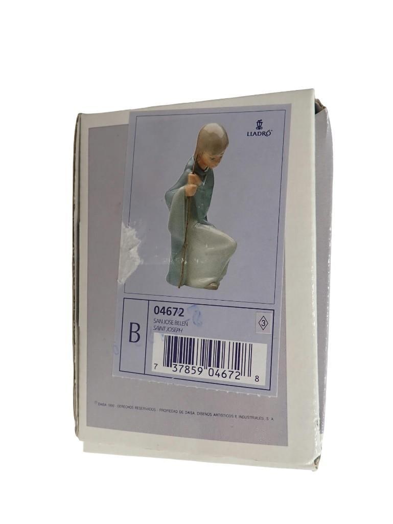 Lladro Porcelain Figurine Saint Joseph 04672 with original box (1 of 9)