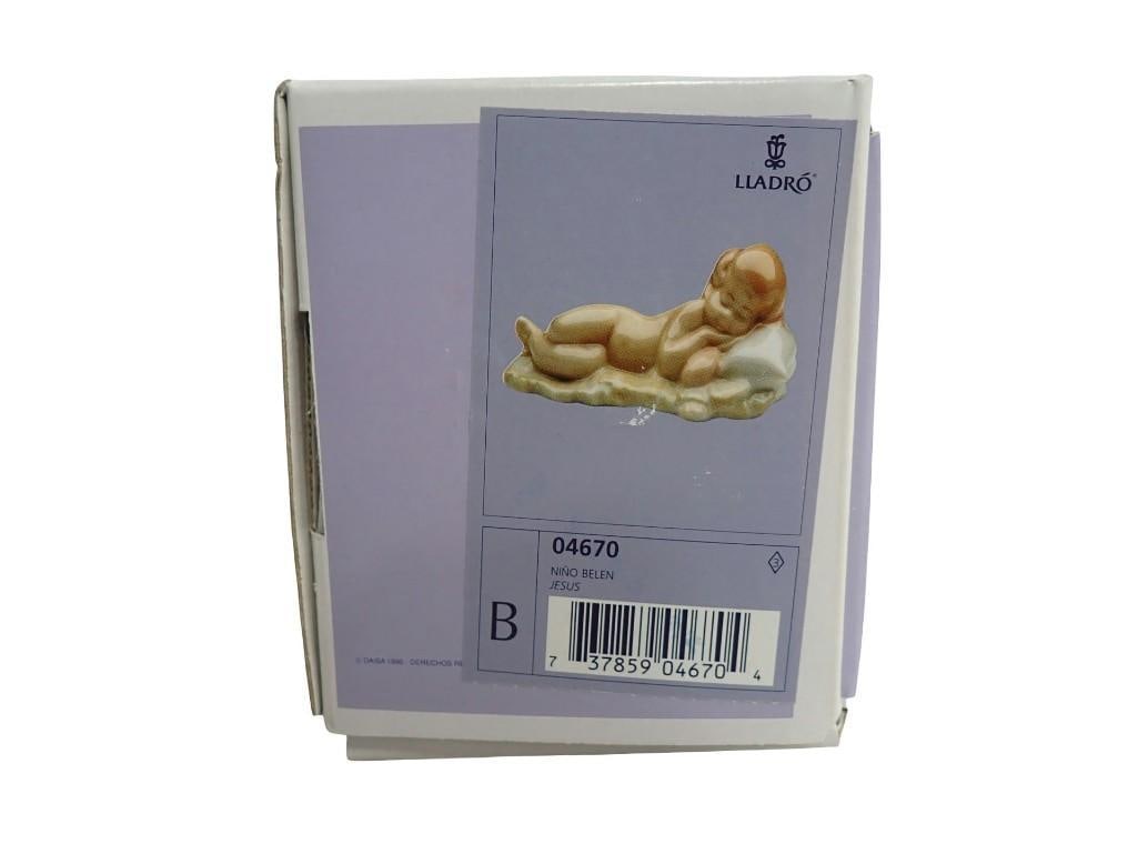Lladro Porcelain Figurine - Nativity Baby Jesus 04670 with box (1 of 12)