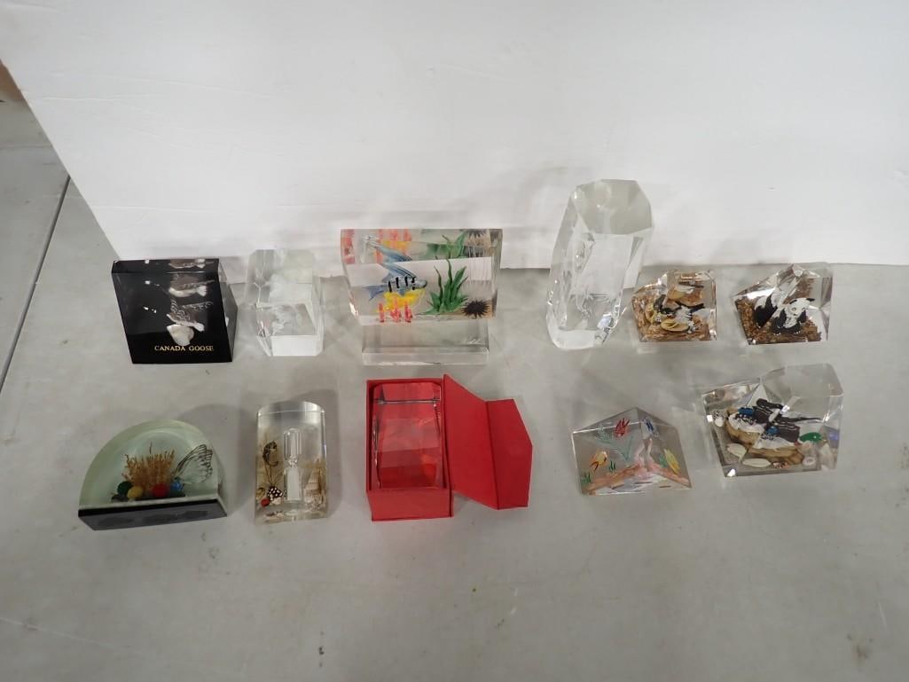 Glass Paperweight Lot including Canada Goose, Fish, Panda Bear, 3D Laser Etched, etc.: Glass Paperweight Lot including Canada Goose, Fish, Panda Bear, 3D Laser Etched, etc. All pictures are considered part of the description and should be examined carefully by bidders. Live Auctioneers 