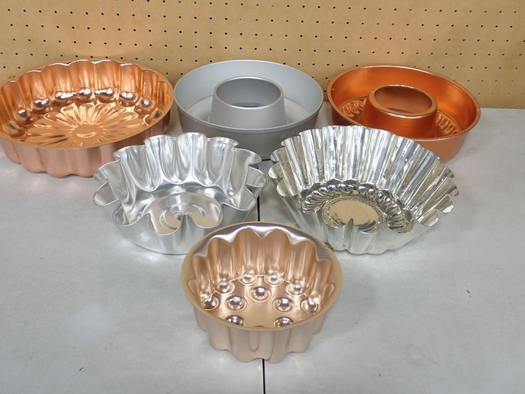 Copper, Aluminum, Metal Cake and Gelatin Dessert Molds including Mirro (1 of 8)
