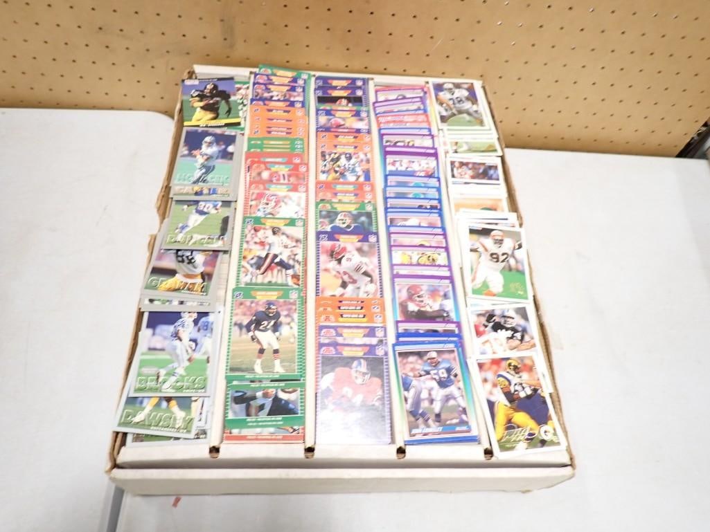 Sports card lot including Football: Sports card lot including Football All pictures are considered part of the description and should be examined carefully by bidders. Live Auctioneers is now offering Live Shipping through them. This is