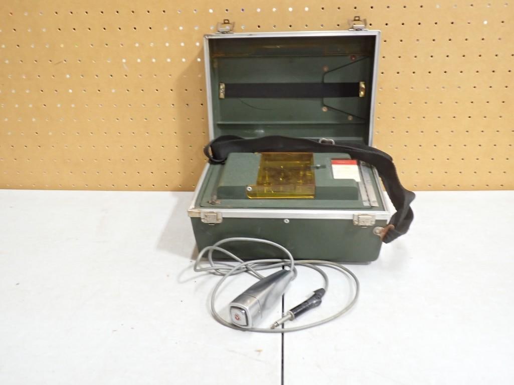 Vintage Johnny Stewart's Deluxe Cassette Tape Game Caller: Vintage Johnny Stewart's Deluxe Cassette Tape Game Caller Condition: untested All pictures are considered part of the description and should be examined carefully by bidders. Live