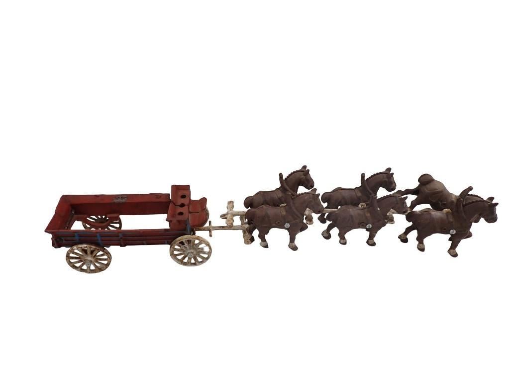 Cast Iron Toy Beer Wagon with 6 Horse Team (1 of 6)