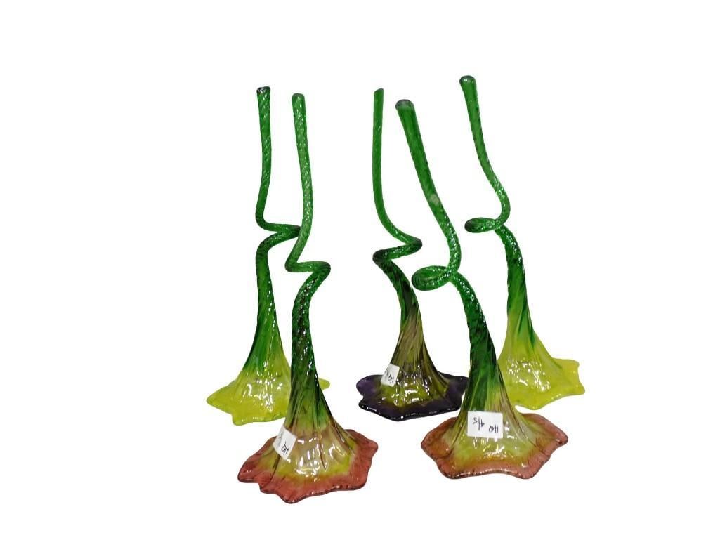 5 Hand Made Stretch Glass Large Trumpet Floral Pieces with Curled Stems: 5 Hand Made Stretch Glass Large Trumpet Floral Pieces with Curled Stems All pictures are considered part of the description and should be examined carefully by bidders. Live Auctioneers is now offerin