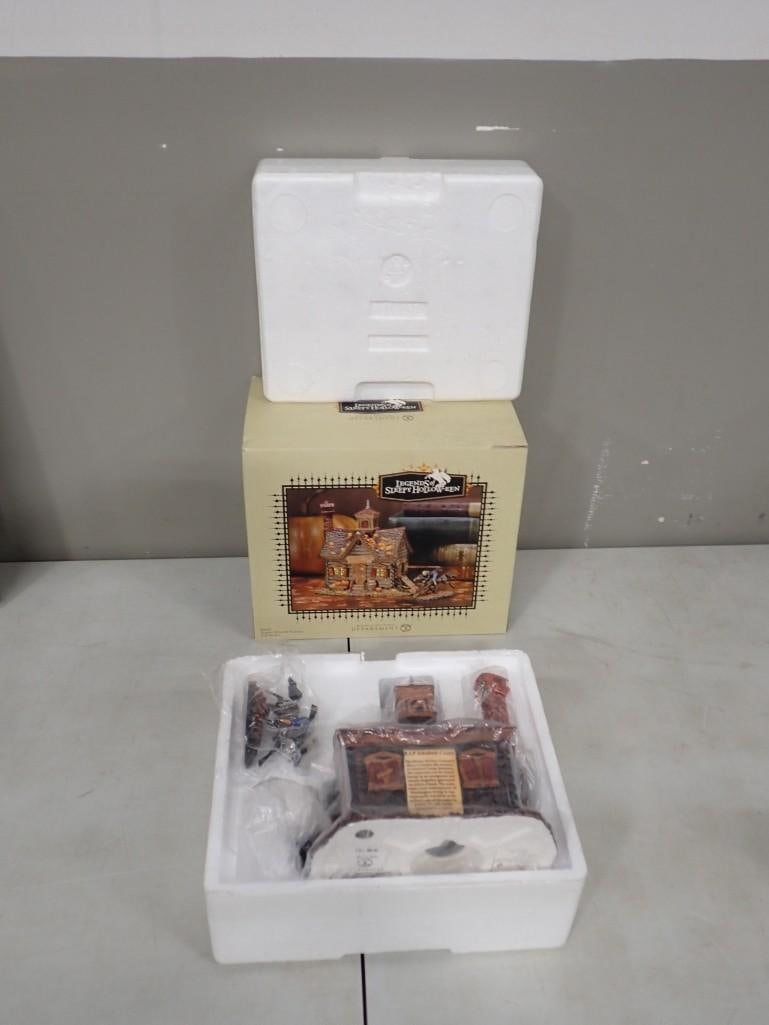 Department 56 Sleepy Hollow School - Legends of Sleepy Hollow-Een Ceramic Set with original box (1 of 7)