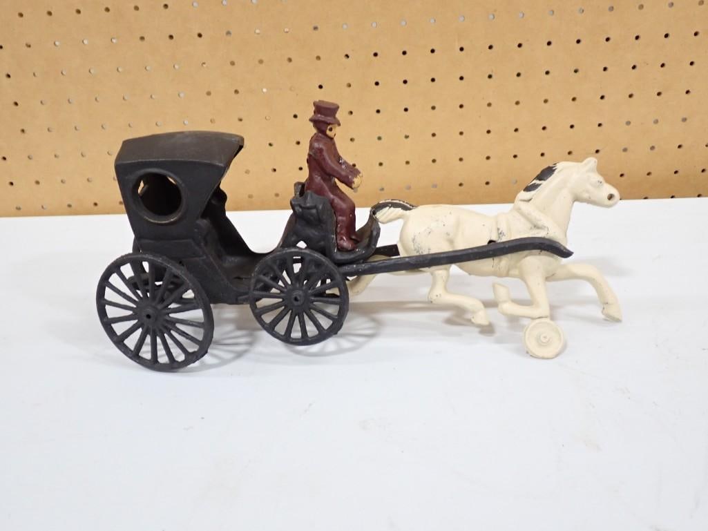 Vintage Cast Iron Horse Drawn Buggy or Carriage Toy with Coachman (1 of 6)