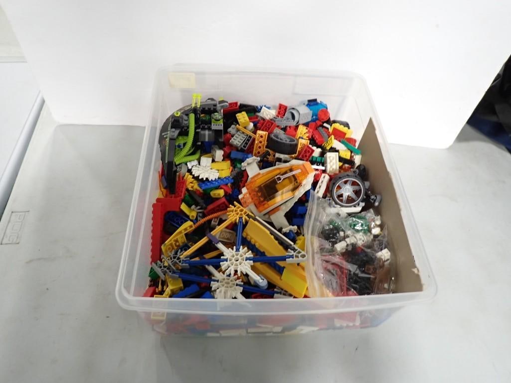 Legos Lot including Mini Figures, Star Wars, etc. (1 of 14)