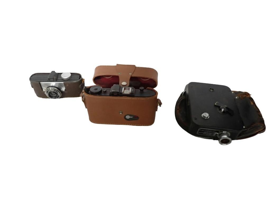 Vintage Camera Lot including Cine Kodak Eight, Universal Iris, Ansco Viking 25 Foldout (1 of 12)