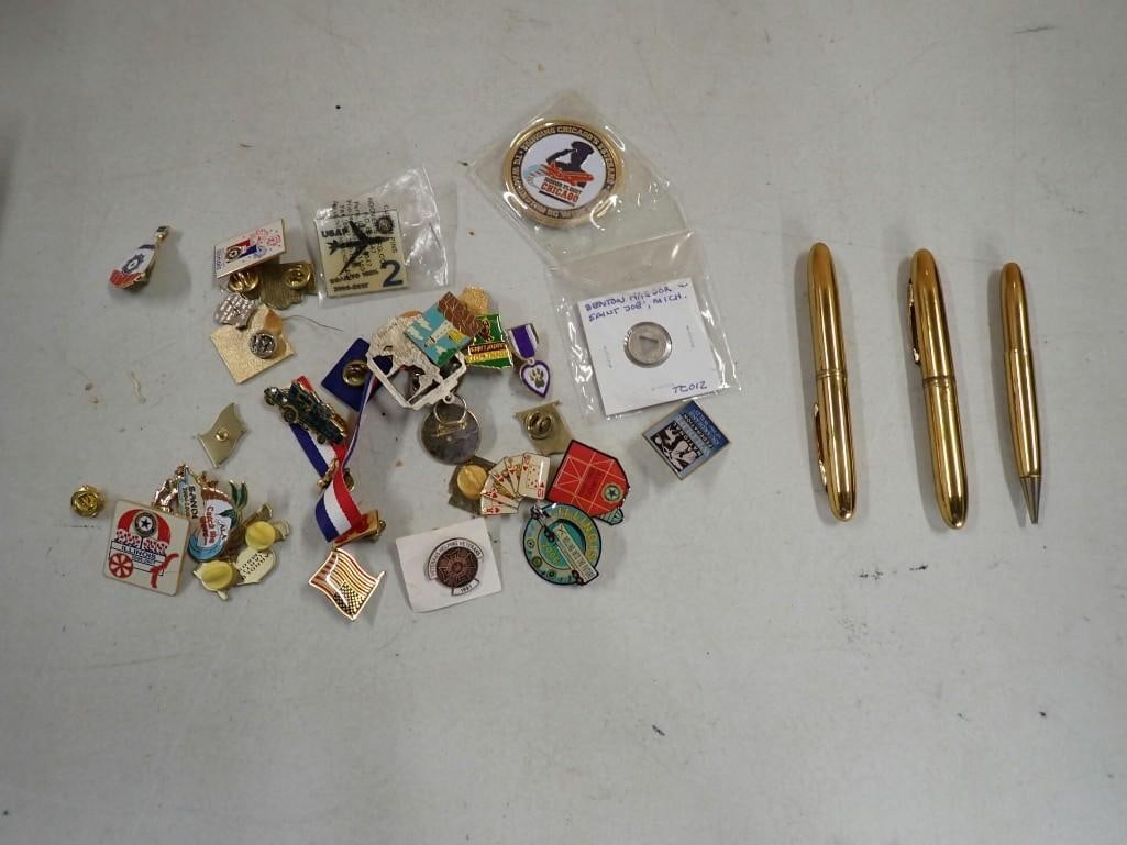Smalls Lot including Vintage Pens, Buttons, Pins, Chicago, Illinois, etc (1 of 11)