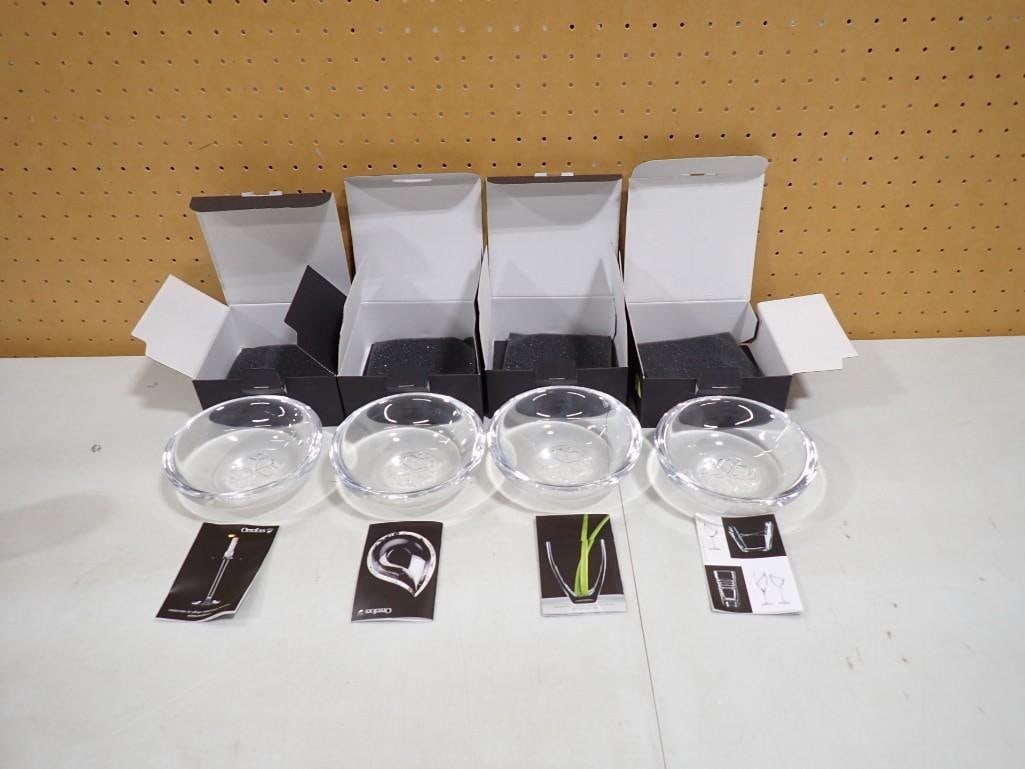Set of 4 Orrefors Crystal Glass Bowls with Snowflake pattern - comes with boxes: Set of 4 Orrefors Crystal Glass Bowls with Snowflake pattern - comes with boxes All pictures are considered part of the description and should be examined carefully by bidders. Live Auctioneers is now